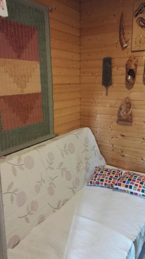 Ilmastoitu Kesaemoekki Askolassa Laehellae Porvoota Kültér fotó